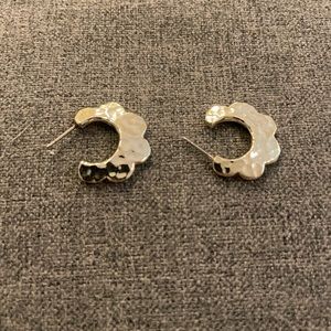 Half flower silver earrings